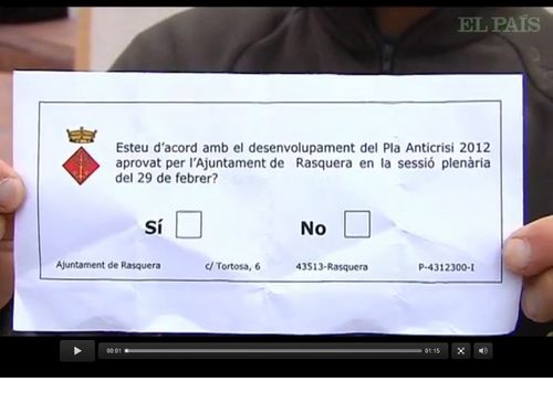 Cédula utilizada na votação pergunta, em catalão, se a população está de acordo com o plano aprovado em 29 de fevereiro, que prevê a autorização do plantio AGÊNCIA O GLOBO